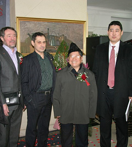 2010 г. Харбин, 2012, Русский Музей на Солнечном острове , с Джи Юйсие.